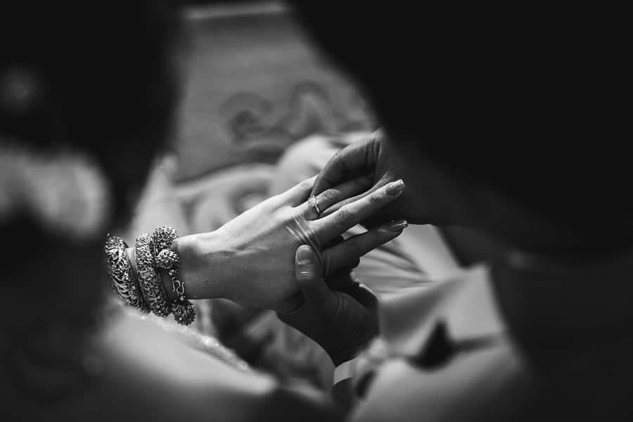 thai ceremony Wear a ring Black and white