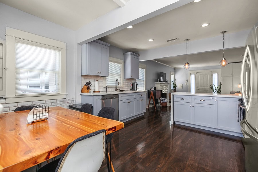 2632 Madison Avenue - Kitchen and Dining Area