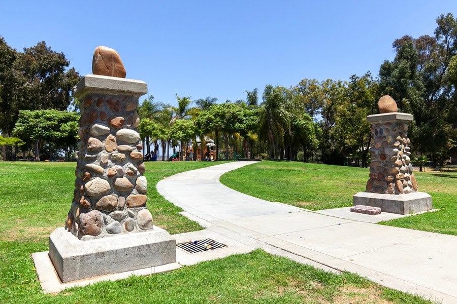 University Heights - Entrance to the Park