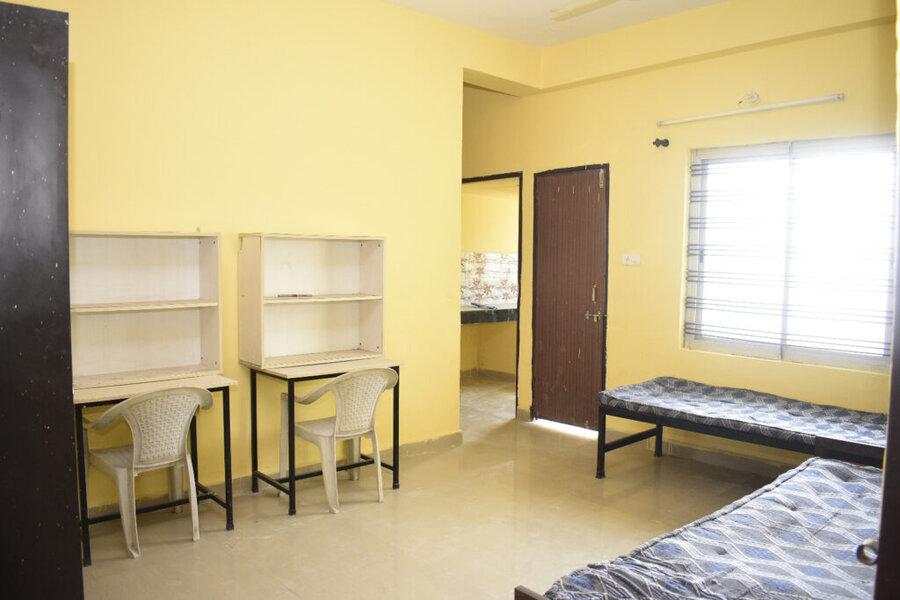 Hostel & Staff 7 Boys Hostel 2