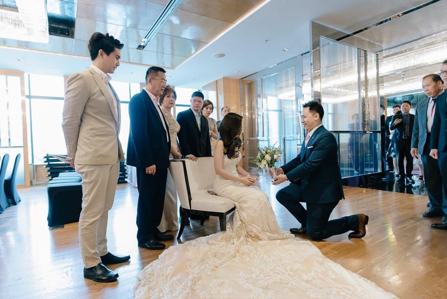 thai ceremony couple