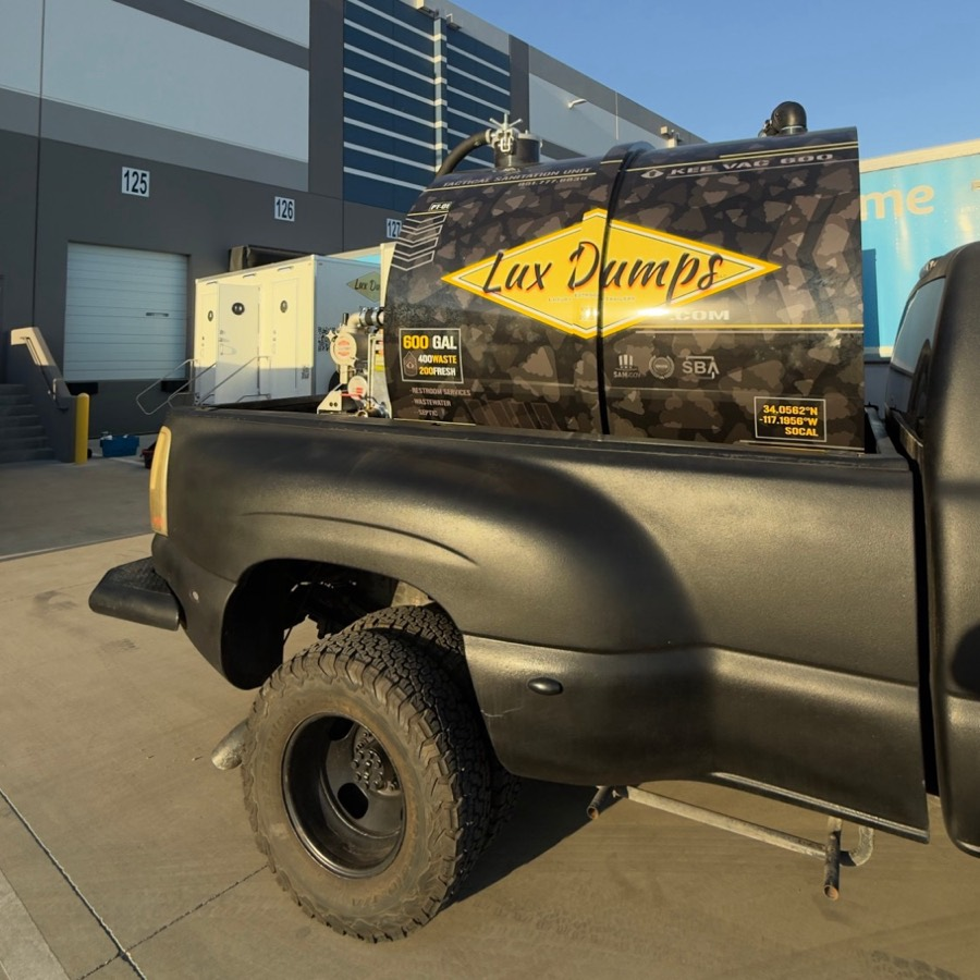 Lux Dumps 600 gallon vacuum pump unit mounted in a one-ton dually pickup