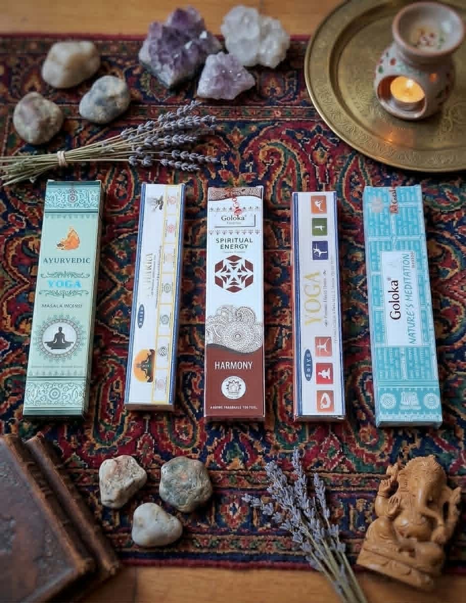 Lot d’encens Yoga & Pleine Conscience 5 boîtes bâtonnets – Alignement, centrage et respiration