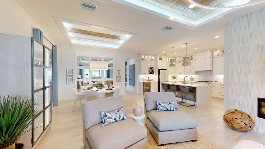 Maximalist vs Minimalist