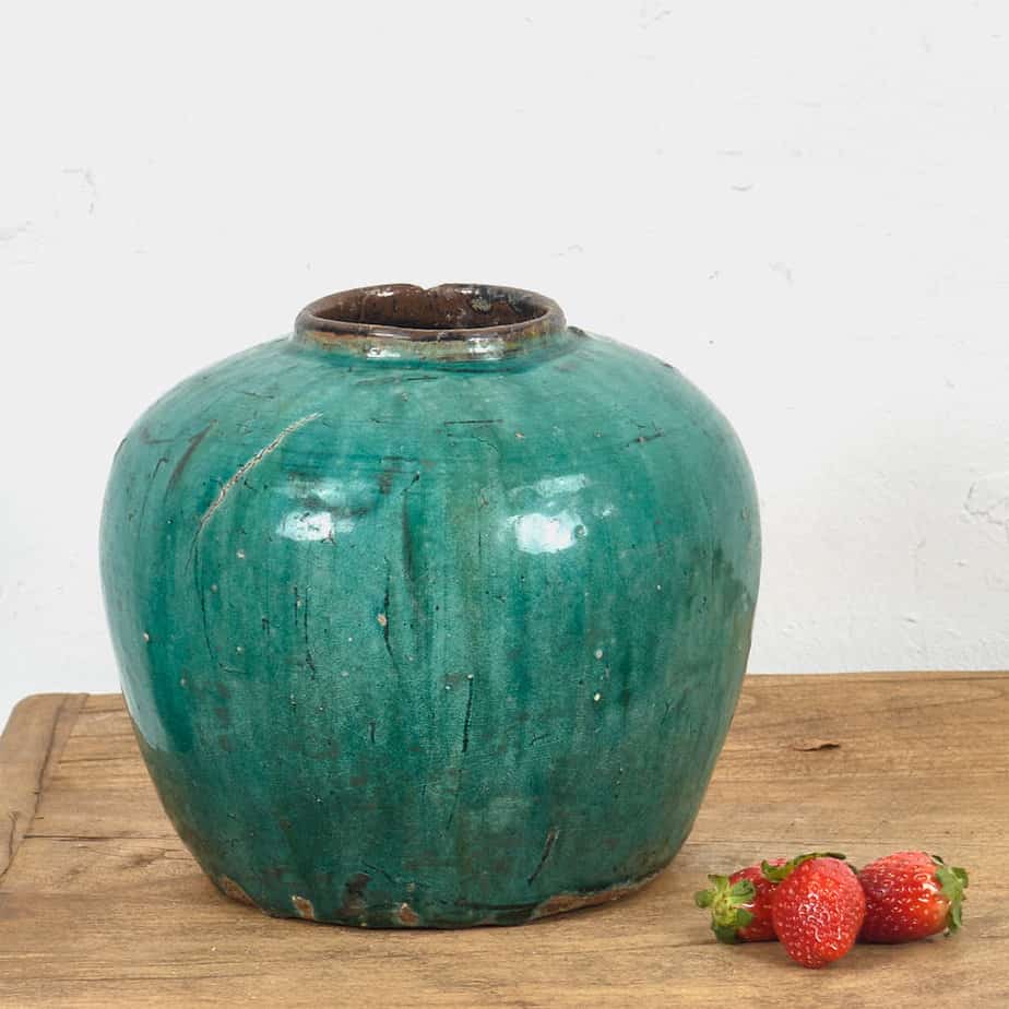 Antique emerald green ceramic vase (c.1820) #2