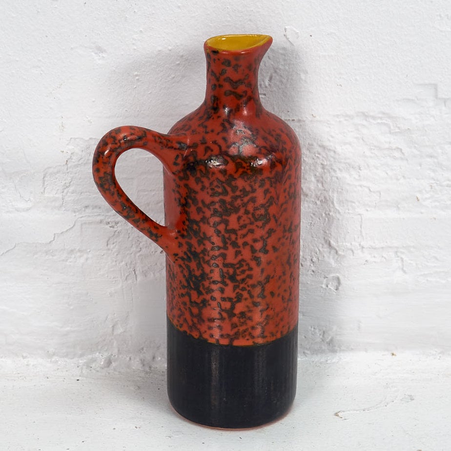 Vintage red decorative ceramic vase (c.1950)