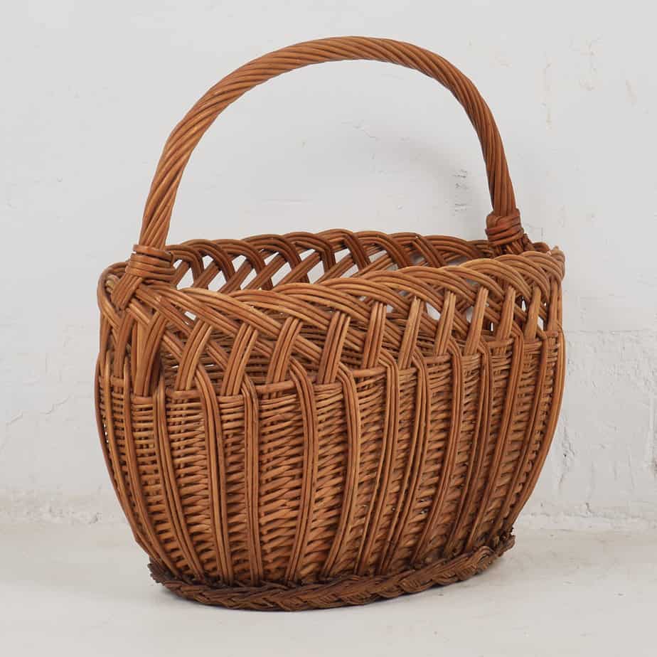 Decorative antique wicker basket (c.1930) #4