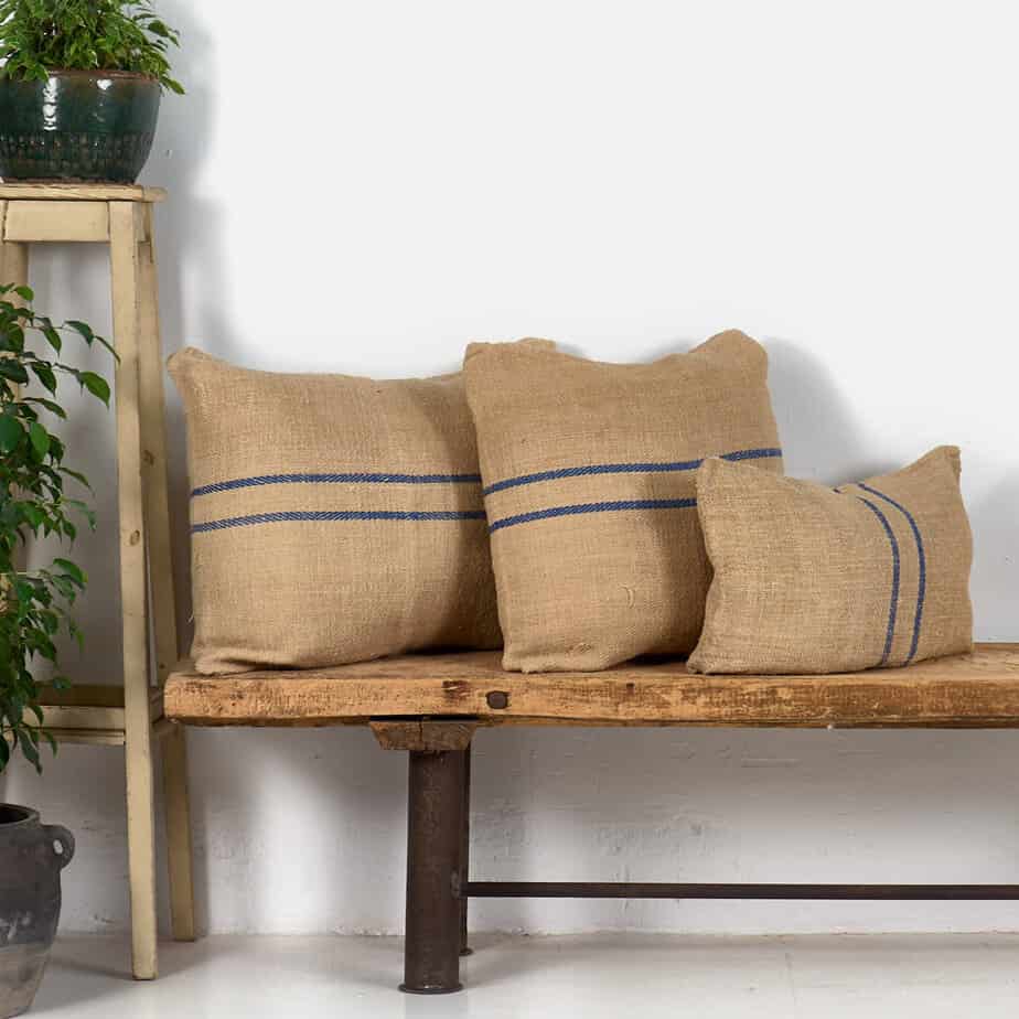 Cojín de lino antiguo de rayas azules