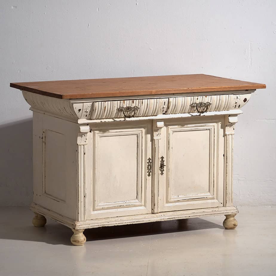 Ancienne commode couleur blanc crème (vers 1920)