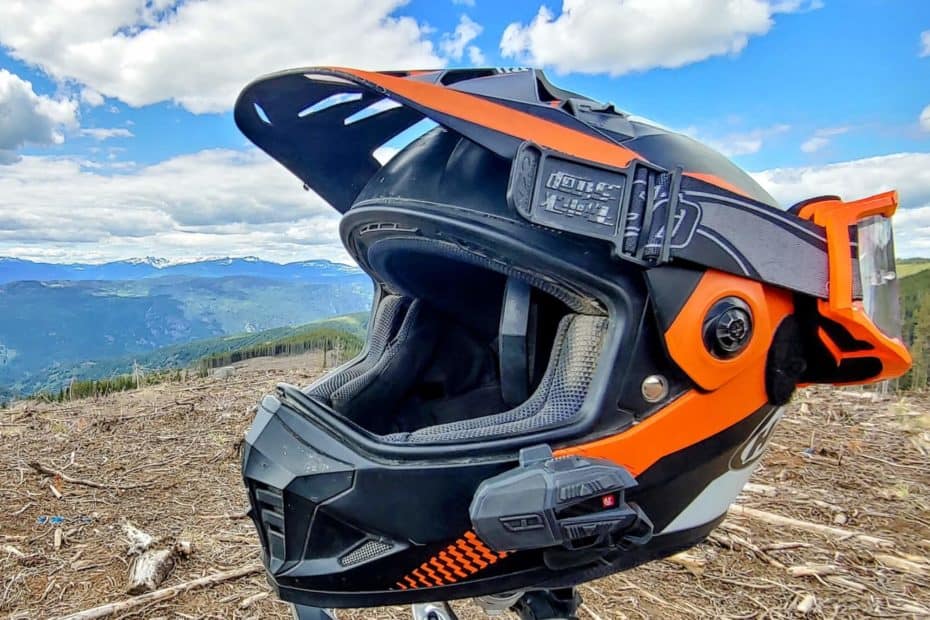 Helmet with UCLEAR Motion6 mounted on side