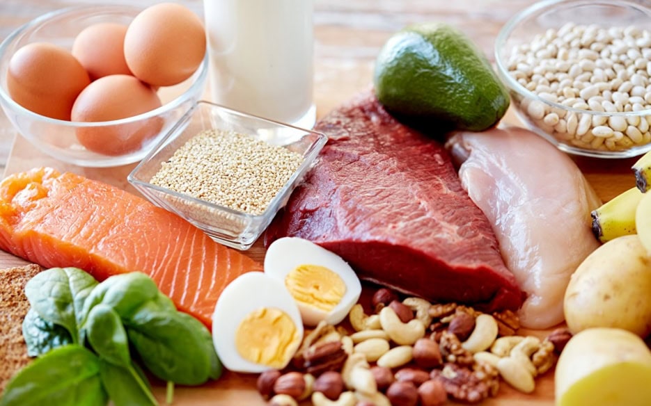 23 Лучших Продукта с высоким содержанием Белка для похудения и набора мышечной массы 1 Если вы не принимаете пищу с высоким содержанием белка, вы подвергаетесь риску дефицита нужных аминокислот, что может привести к множеству проблем со здоровьем
