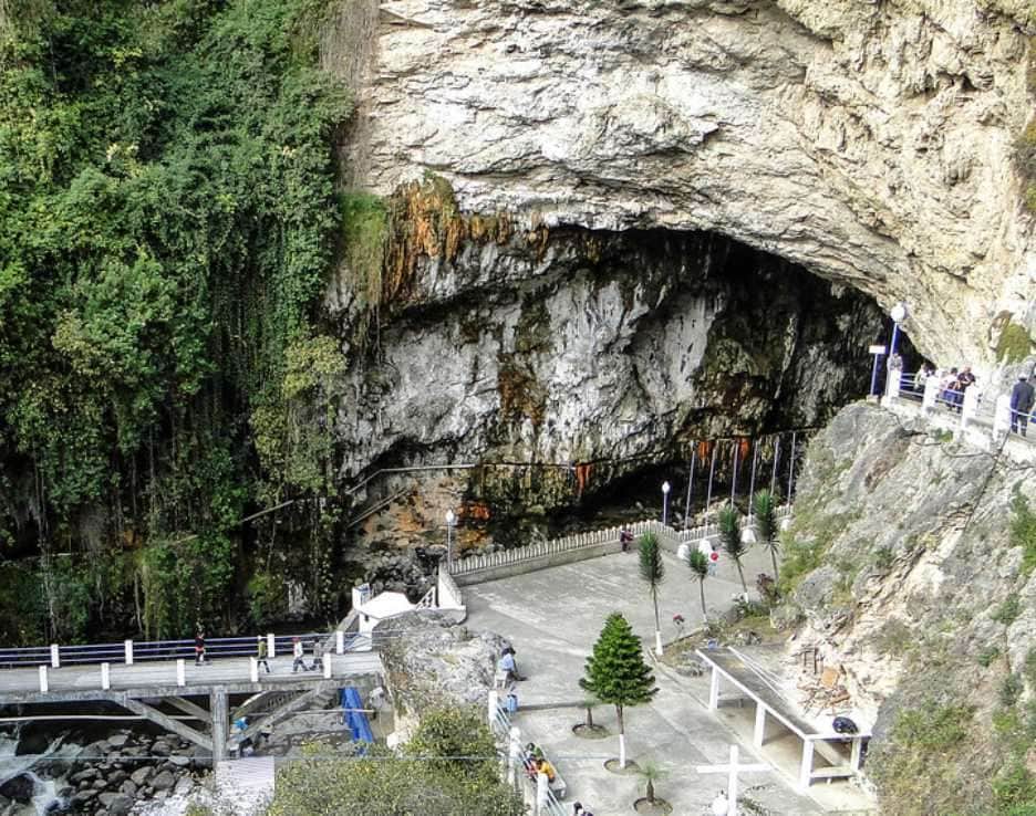 gruta de la paz desde cali