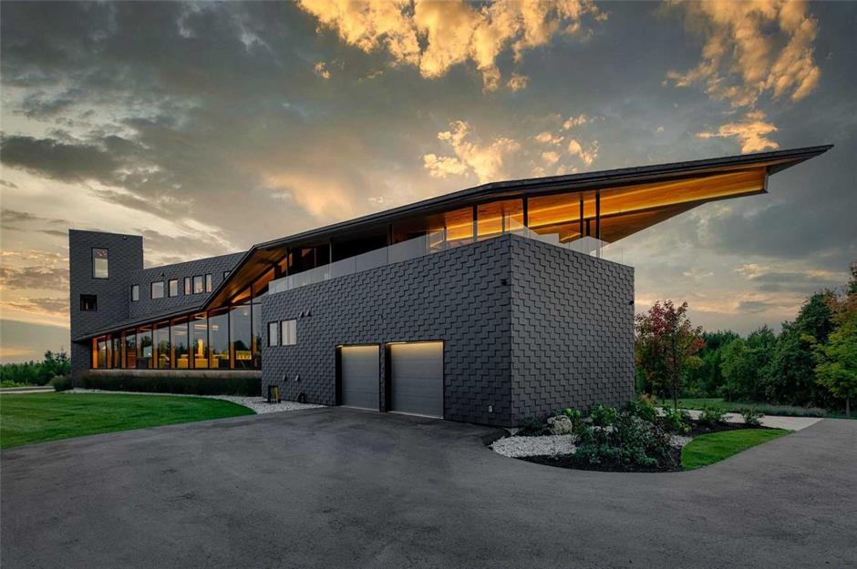 The-Worlds-Most-Spectacular-Modern-Homes_14 The-Worlds-Most-Spectacular-Modern-Homes_14 The World's Most Spectacular Modern Homes_14 modern homes The World’s Most Spectacular Modern Homes The Worlds Most Spectacular Modern Homes 14