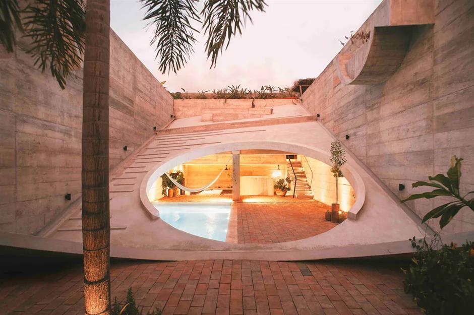 The-Worlds-Most-Spectacular-Modern-Homes_7 The-Worlds-Most-Spectacular-Modern-Homes_7 The World's Most Spectacular Modern Homes_7 modern homes The World’s Most Spectacular Modern Homes The Worlds Most Spectacular Modern Homes 7