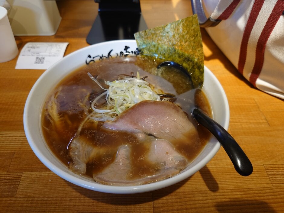 28.らーめん味楽本店のラーメン