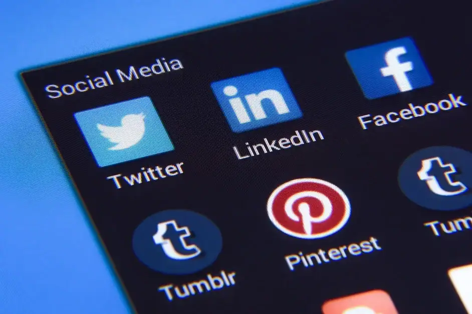 A variety of social media icons including pinterest, facebook, LinkedIn, and twitter