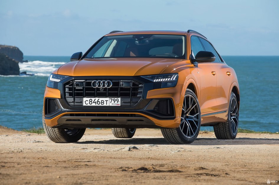Тест-драйв Audi Q8: купейный детонатор Тест-драйв Audi Q8: купейный детонатор