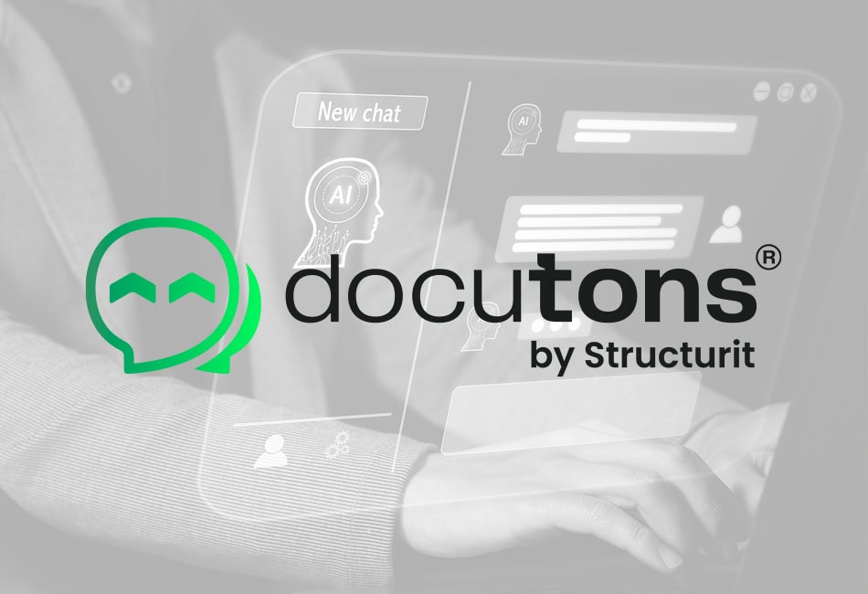 Pantalla virtual con un chatbot y opacidad gris, con el logo de DocuTons y el texto 'DocuTons by Structurit'.