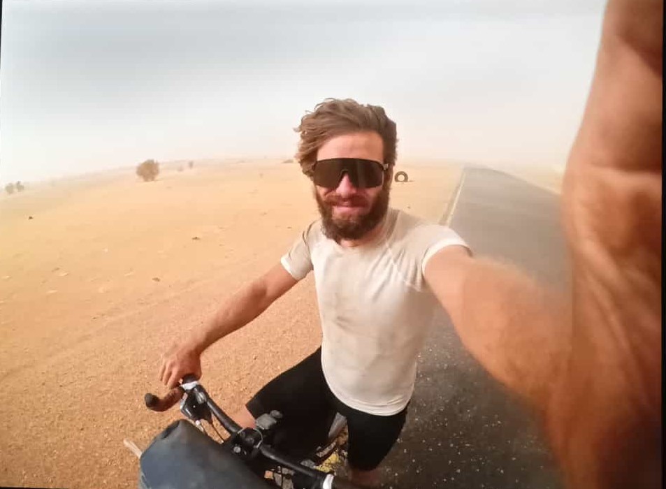 Lorenzo Barone in: “PEDALANDO SUL PERCORSO PIU’ LUNGO DEL MONDO”