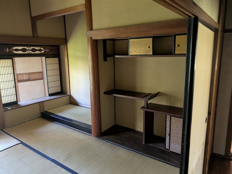 大磯町東小磯 平家一戸建て築80年超え 庭付き貸家