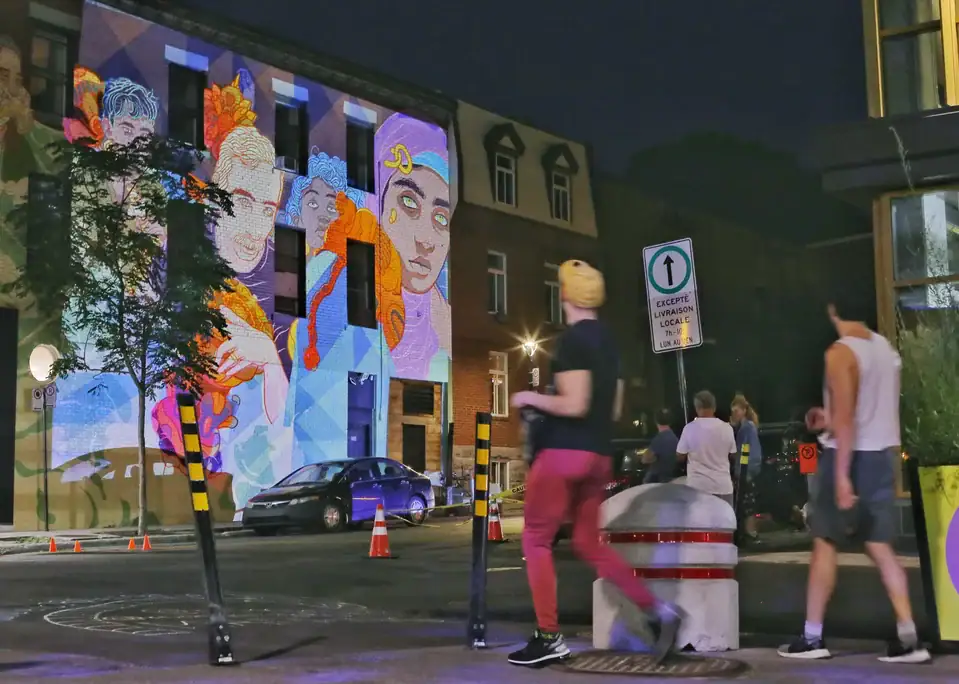 Street Art Projection Mapping: Redefining Urban Art in 2026