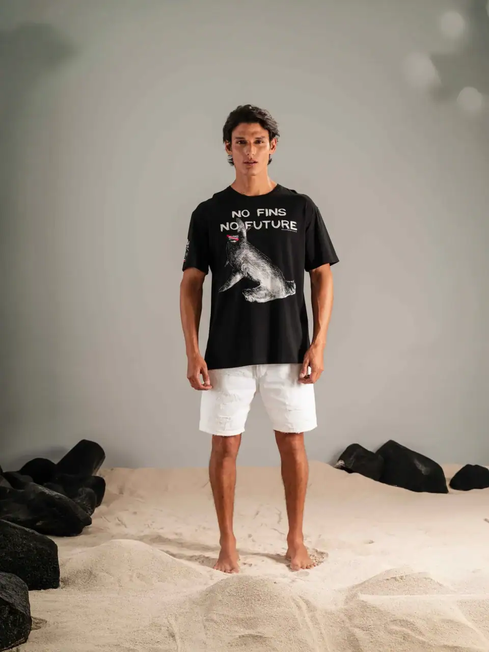 Camiseta sin Aletas Tiburón Martillo Negra