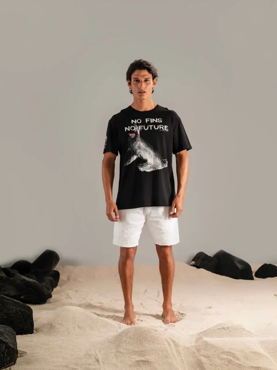Camiseta sin Aletas Tiburón Martillo Negra