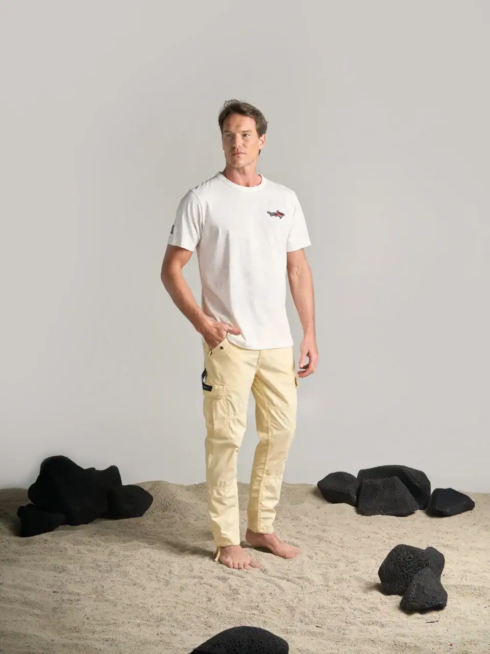 Camiseta Logo Básico Nácar