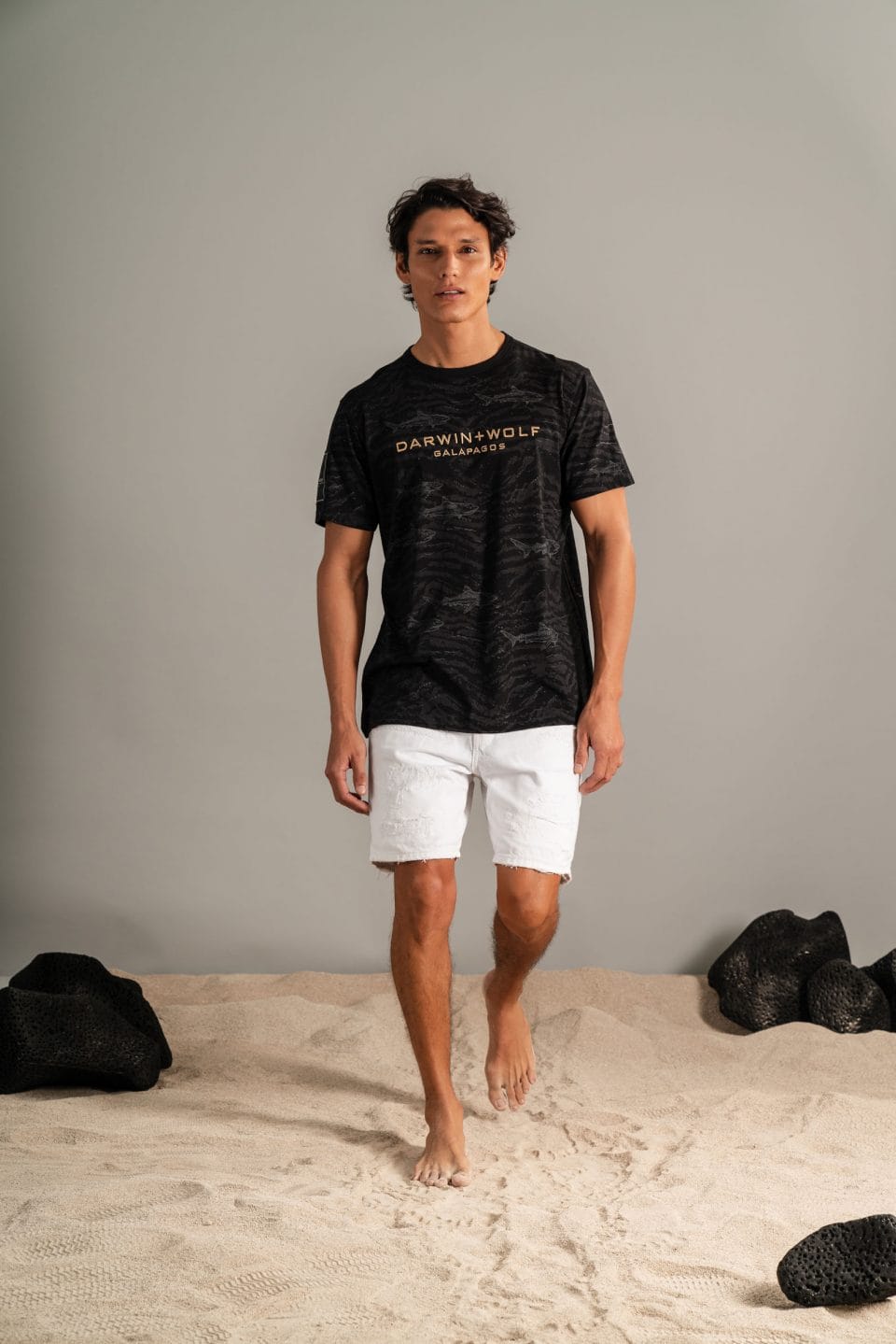 CAMISETA TIBURÓN TIGRE NEGRO