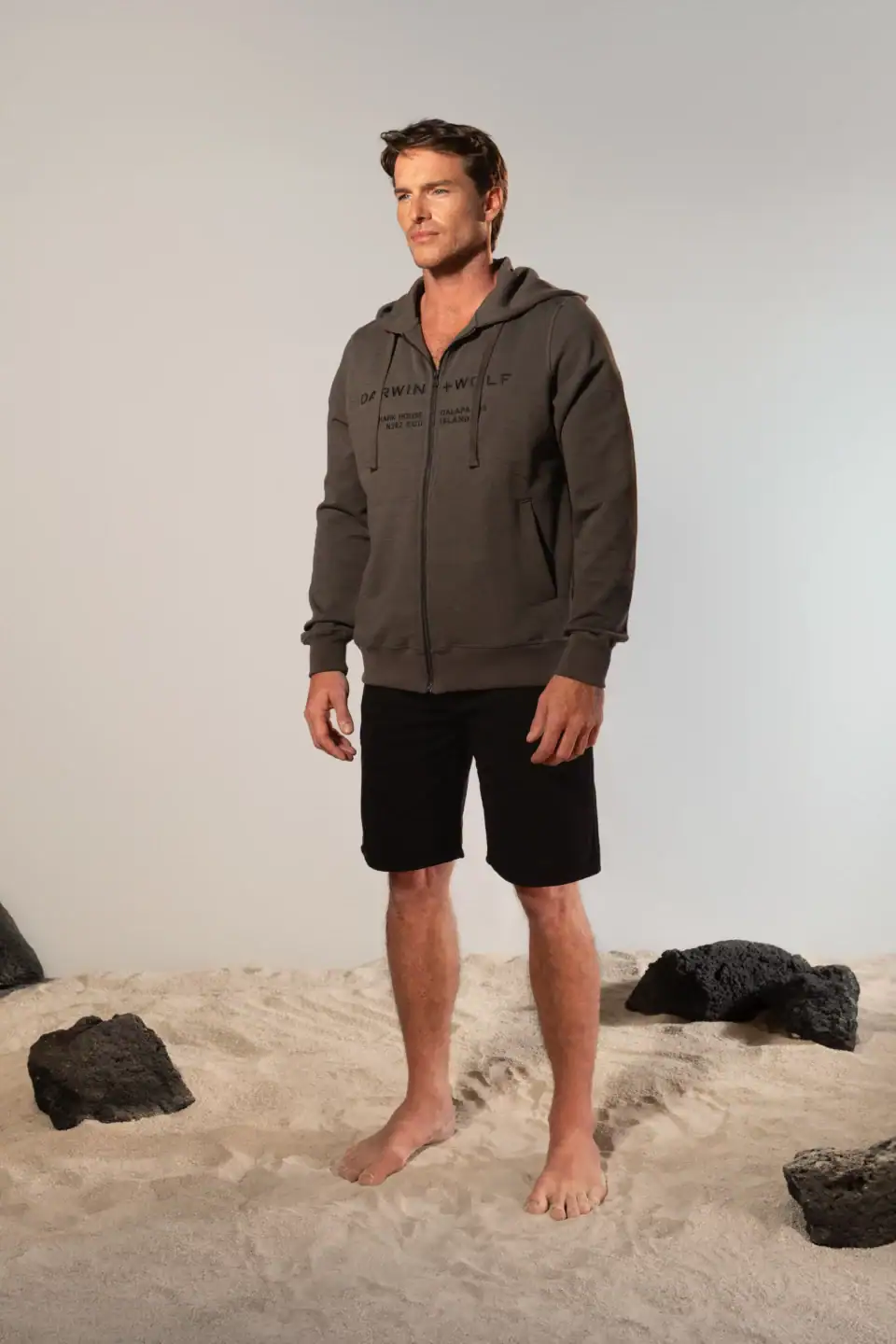 SUDADERA CON CAPUCHA CORRIENTES Y TIBURONES GRIS