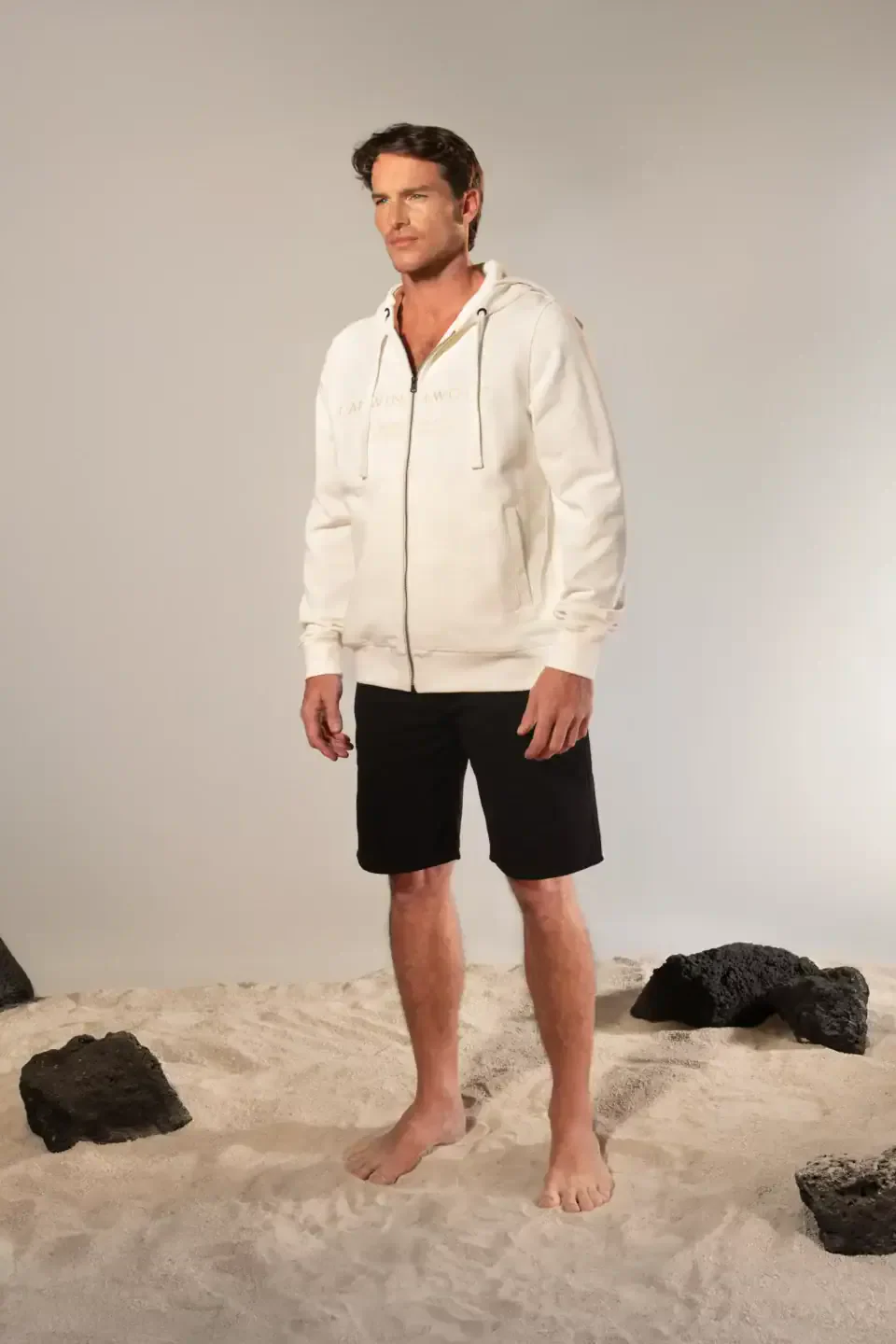 SUDADERA CON CAPUCHA CORRIENTES Y TIBURONES NACAR