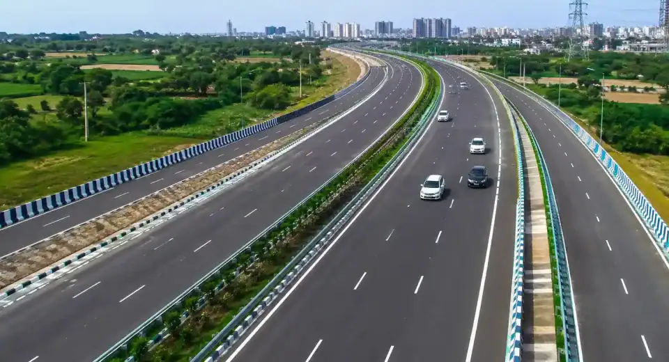 Lucknow Kanpur Expressway