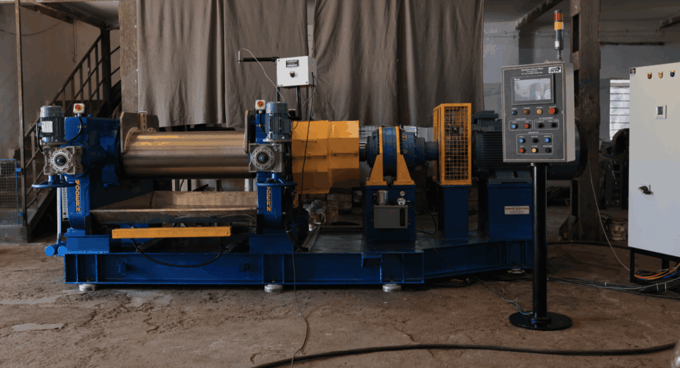 Modern Machine Rubber Mixing Mill - Two Roll Mill for Industrial Rubber Compounding.