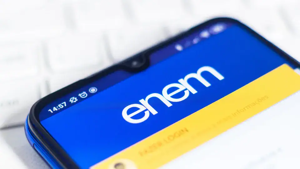 BOLSA COM NOTA DO ENEM 2025: PROGRAMAS DISPONÍVEIS