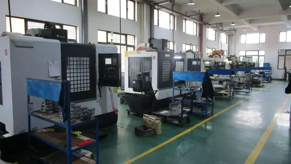 SunAura multi-axis CNC machining center - precision parts for automatic packaging machine
