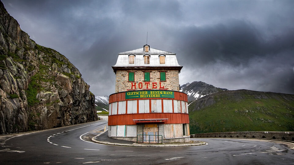 Belvedere Hotel James bond Switzerland