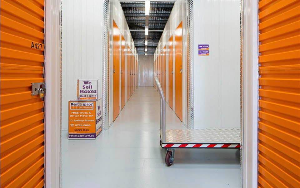 Storage Facility In Dubai