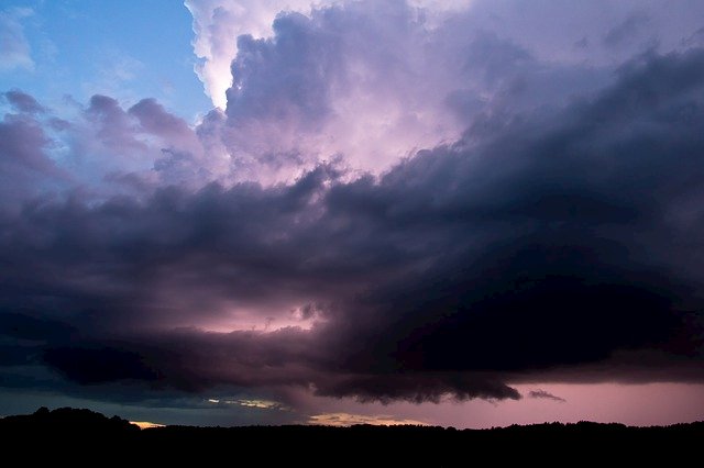 Spektakulärer Wolkenbruch