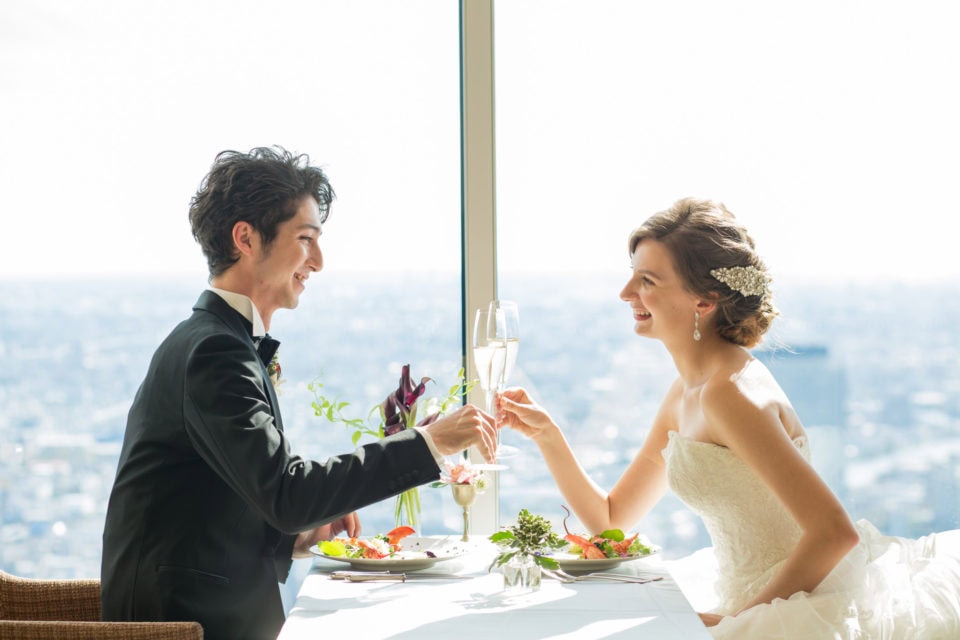 結婚式当日に出す料理の内容を決める