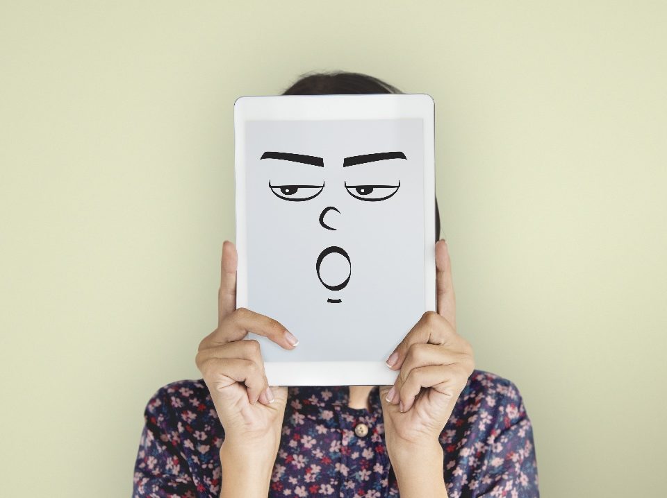 Efectul Horn – judecată negativă bazată pe aparență, psihoterapeut în Pitești