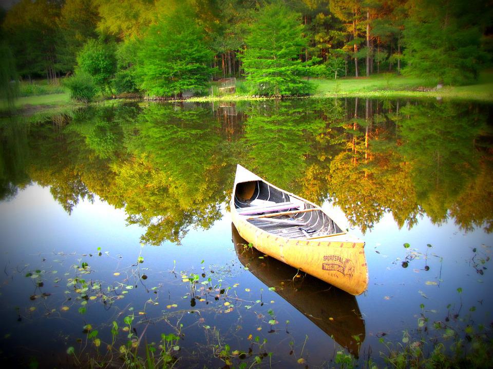 What to Wear Kayaking in any Season in 2022