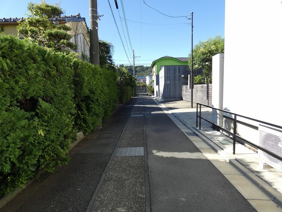 大磯町東小磯 平家一戸建て築80年超え 庭付き貸家