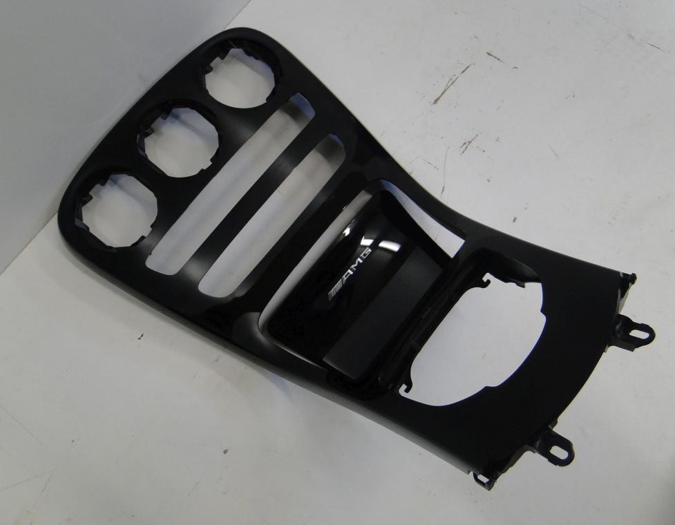 MERCEDES C KLASA W205 AMG PANEL