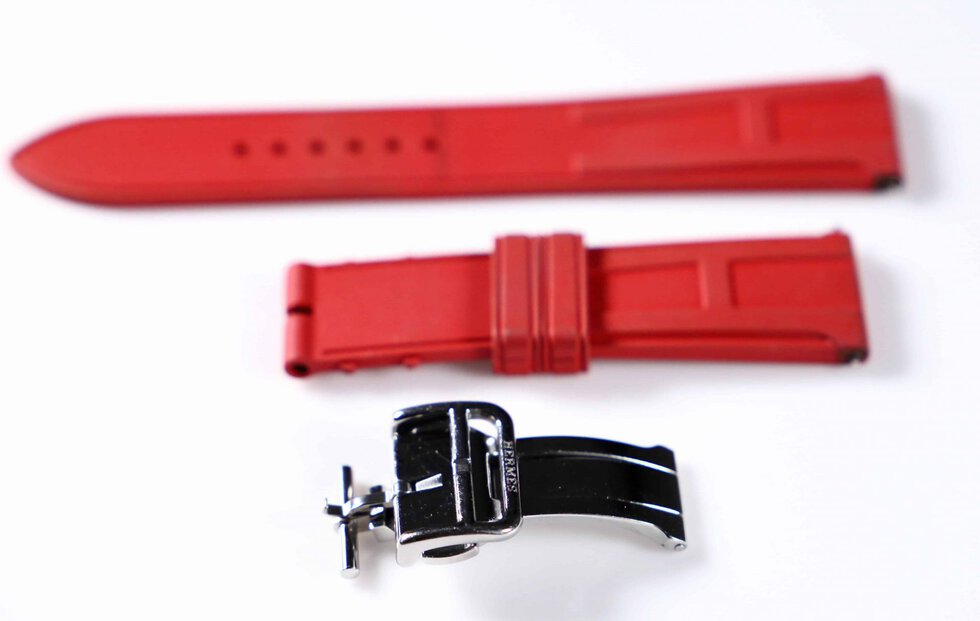 Lot #6296 – Hermes 20MM Rubber Strap with Hermes Deployant Buckle Hermes