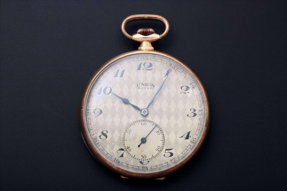 Lot #12978 – 14k Yellow Gold Union Ancre Pocket Watch Pocket Watches Union Ancre
