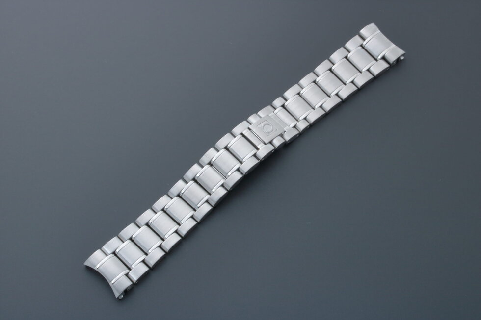 Lot #6340A – Omega Speedmaster 18MM 1562/850 Watch Bracelet Omega Omega 1562/850