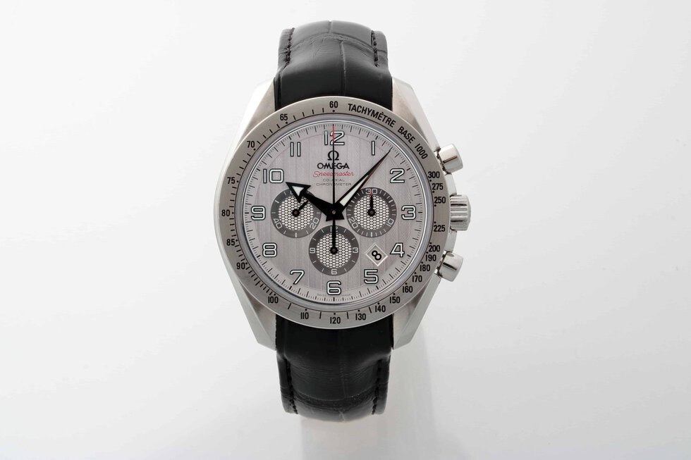 Lot #12374 – Omega 321.13.44.50.02.001 Speedmaster Broad Arrow Co-Axial Watch 321.13.44.50.02.001 Omega 321.13.44.50.02.001