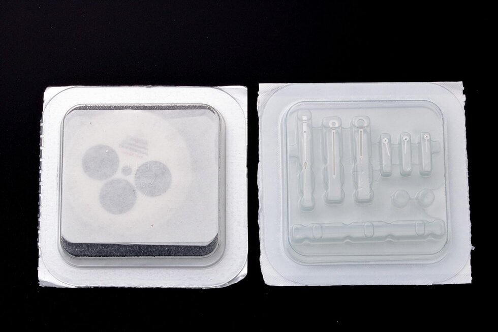 Lot #12942 – Omega 3569.31 Speedmaster Apollo 11 35th Anniversary Panda Dial & Hands Set Parts 3569.31 Omega 064WK3052035