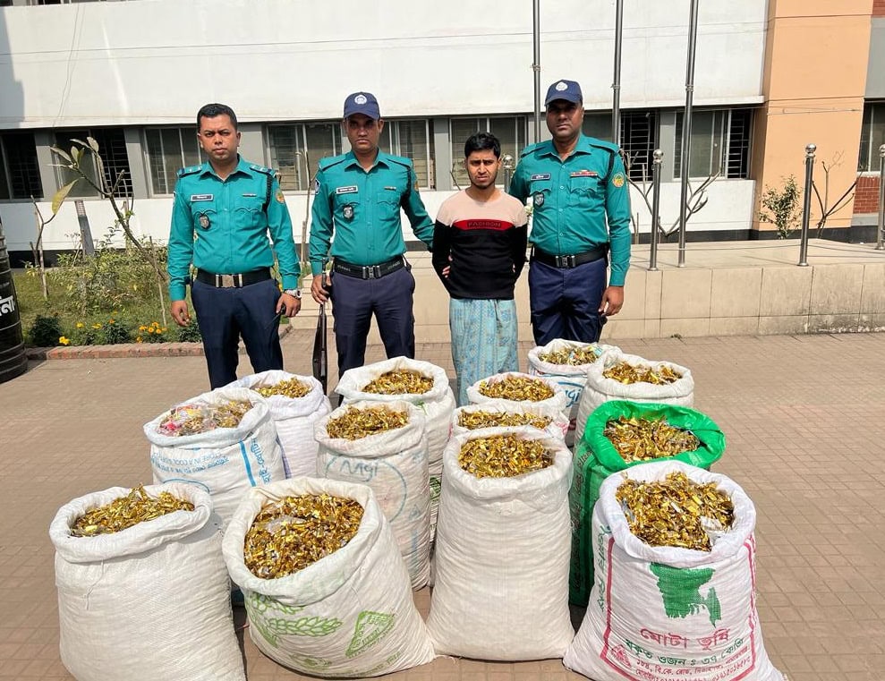 টঙ্গীতে ভেজাল শিশু খাদ্যসহ গ্রেফতার ১