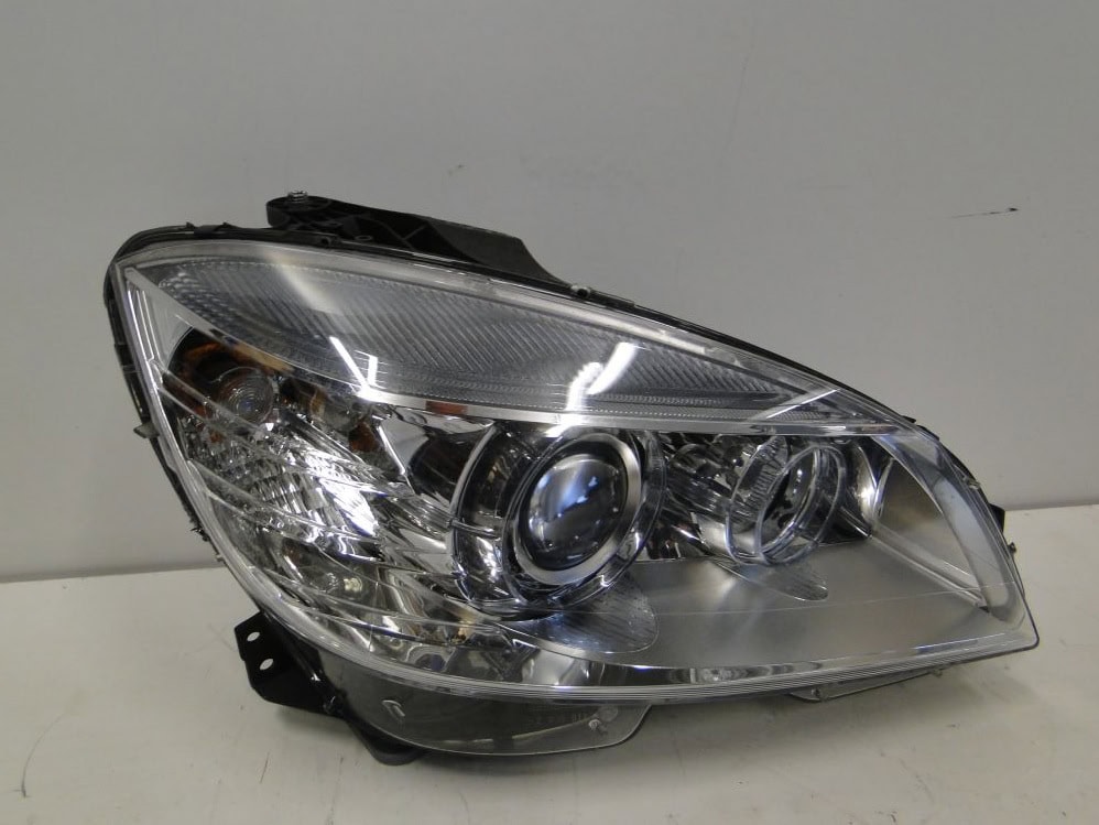 MERCEDES C KLASA W204 LAMPA KSENON PRAWA XENON